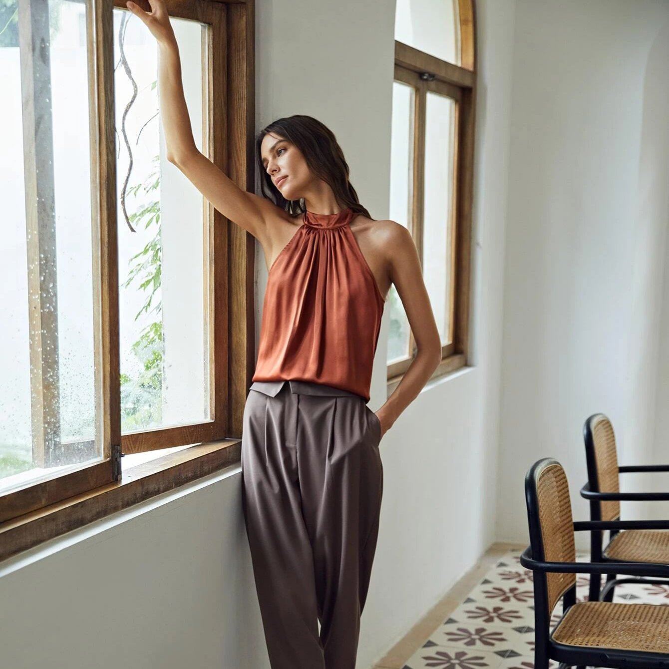 22 Momme Sleeveless Silk Shirt Silk Gathered Halter Top Burgundy XS