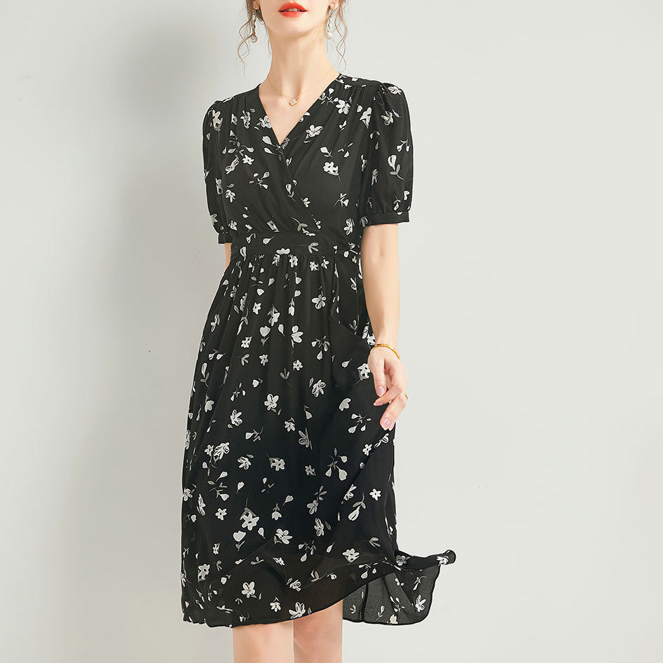 Damens Silk Wrap Midi Kleid Puff Ärmel Blumendruck schwarzes Seidenkleid