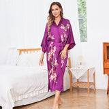 Kimono-Robe aus 100 % langer Seide mit Kirschblüten- und Vogelmuster