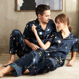 Passende Seidenpyjama-Sets für Paare, Universum, bedruckte Seidenpyjamas