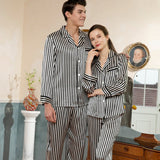 Langes, gestreiftes Seidenpyjama-Set für ein Paar passende Seidenpyjamas