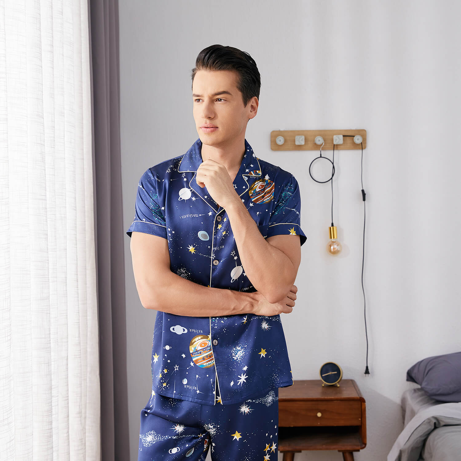 Short Sleeved Silk Pajama Set For Mens Print Luxury Best Silk Loungewear - slipintosoft