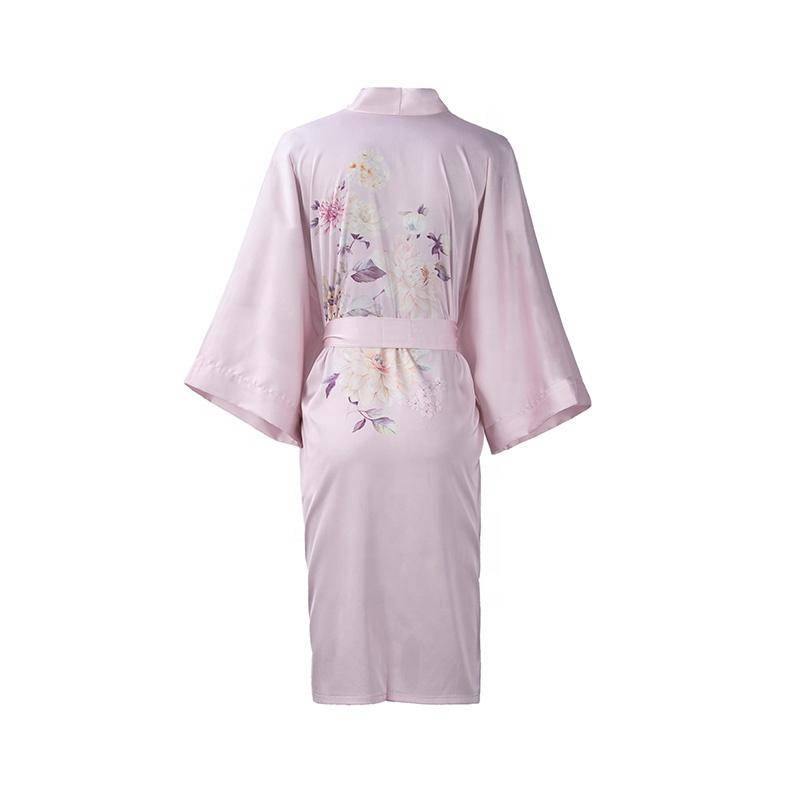 100% Short Silk Kimono Robe Light Pink in Chinese Printing Ladies Sleek and Soft Loungwear -  slipintosoft